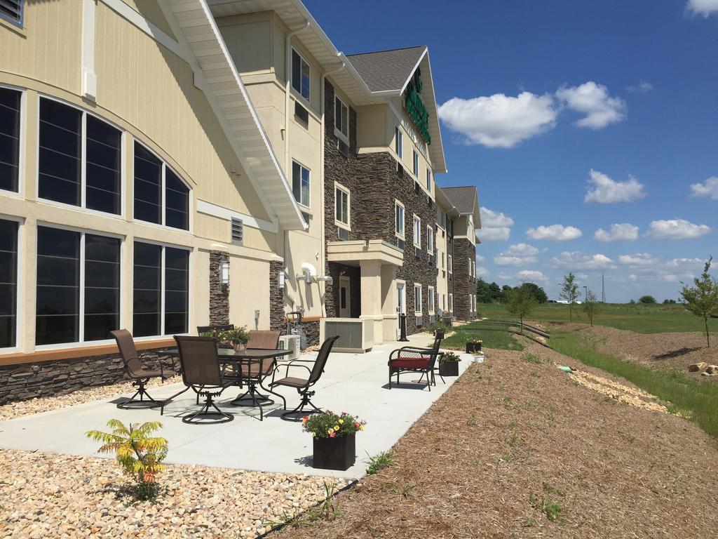 Grandstay Hotel & Suites Mount Horeb - Madison Bagian luar foto