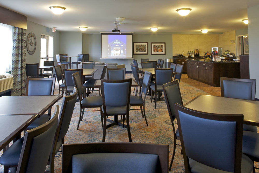 Grandstay Hotel & Suites Mount Horeb - Madison Bagian luar foto