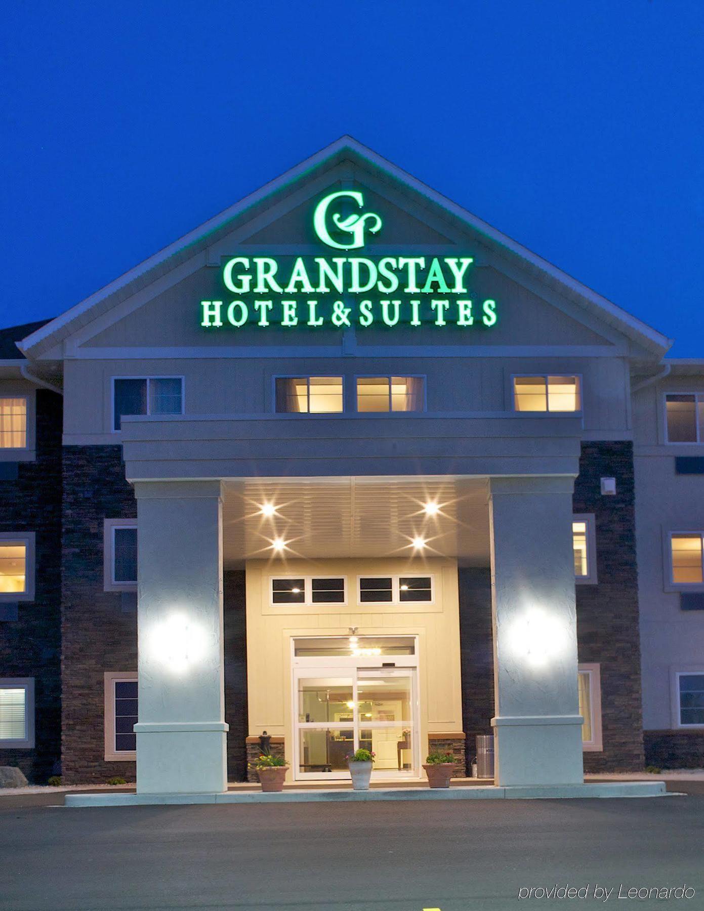 Grandstay Hotel & Suites Mount Horeb - Madison Bagian luar foto