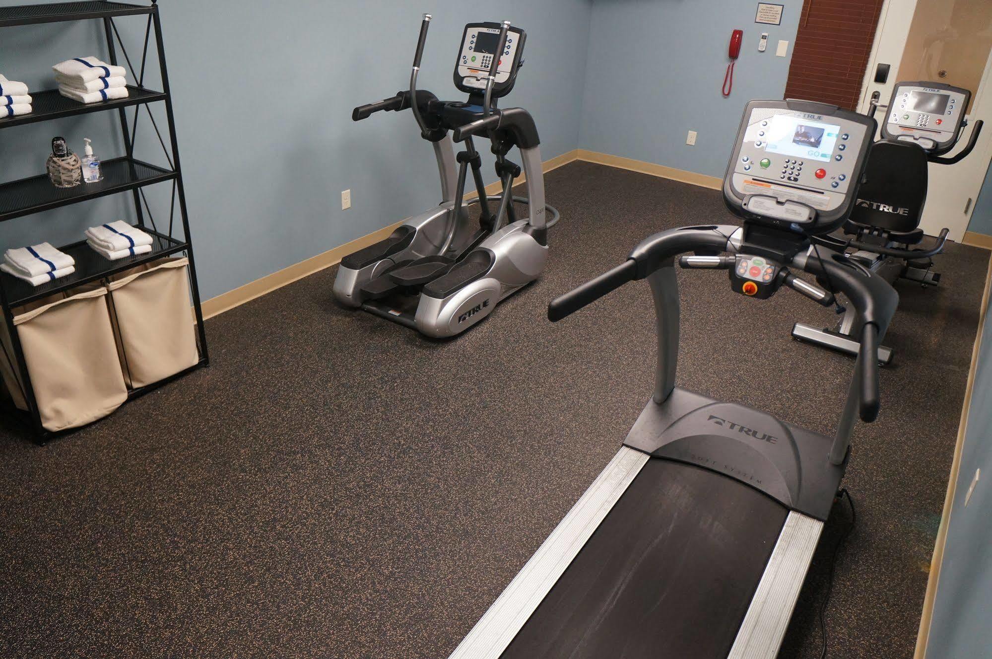 Grandstay Hotel & Suites Mount Horeb - Madison Bagian luar foto