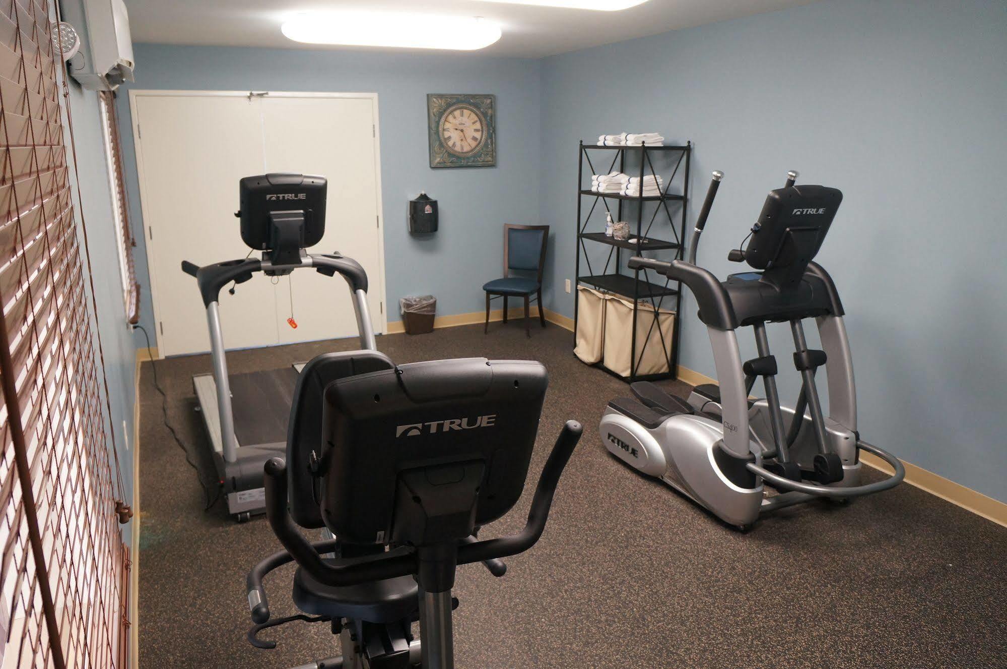 Grandstay Hotel & Suites Mount Horeb - Madison Bagian luar foto